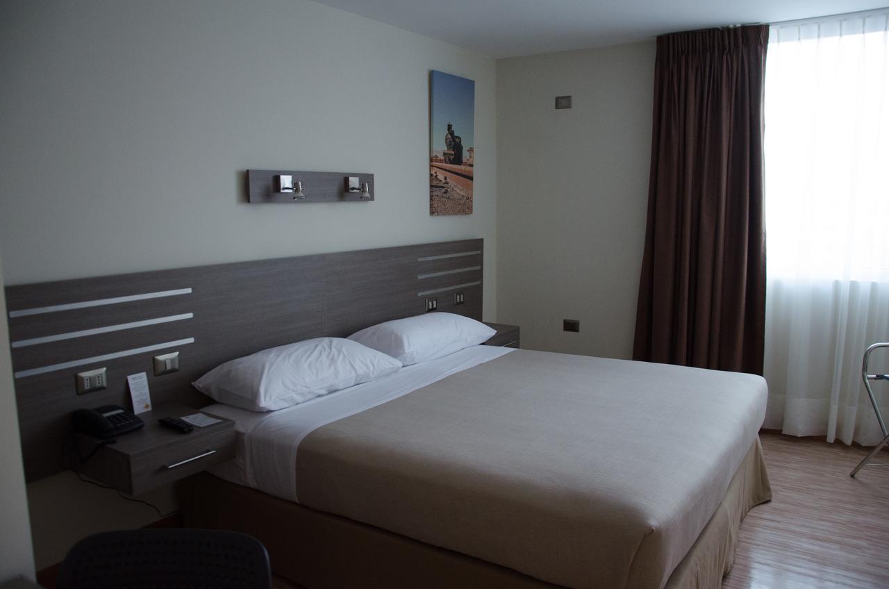 Hotel Alto del Sol Plaza Mejillones Exterior foto